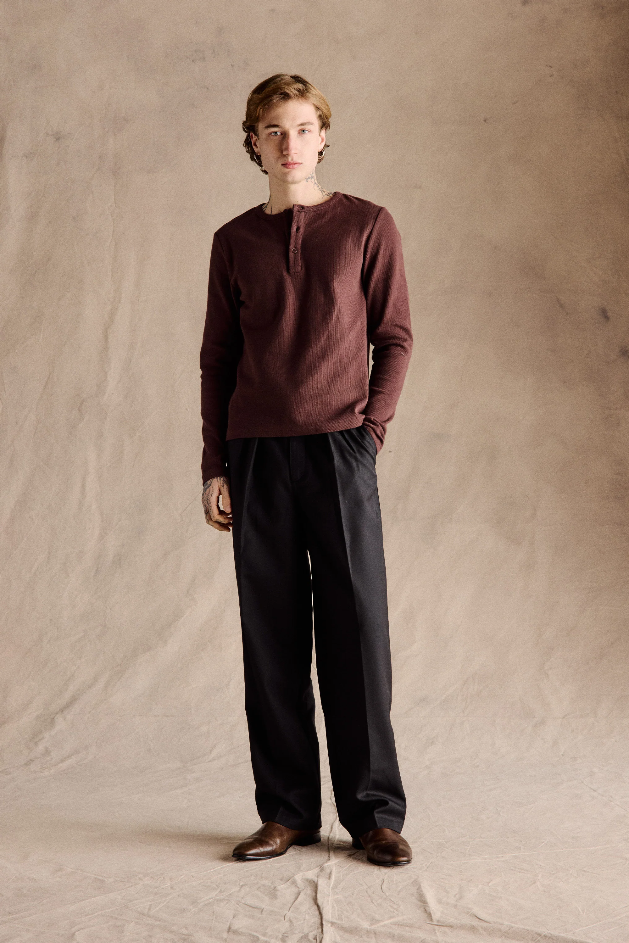 Ribbed Henley Shirt | Dark Brown - Image 4