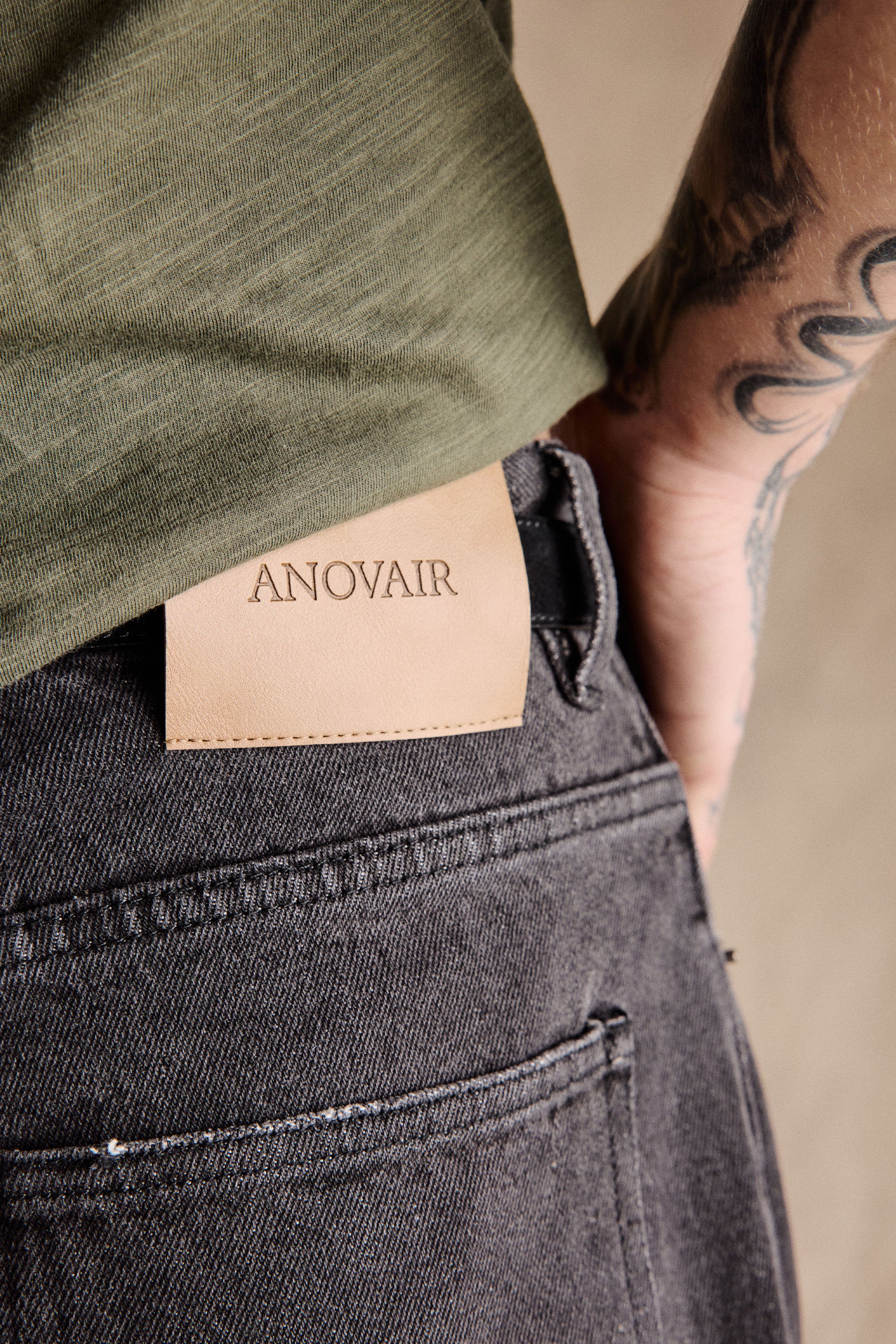 Carol Relaxed Straight Leg Jeans | Charcoal - Image 6