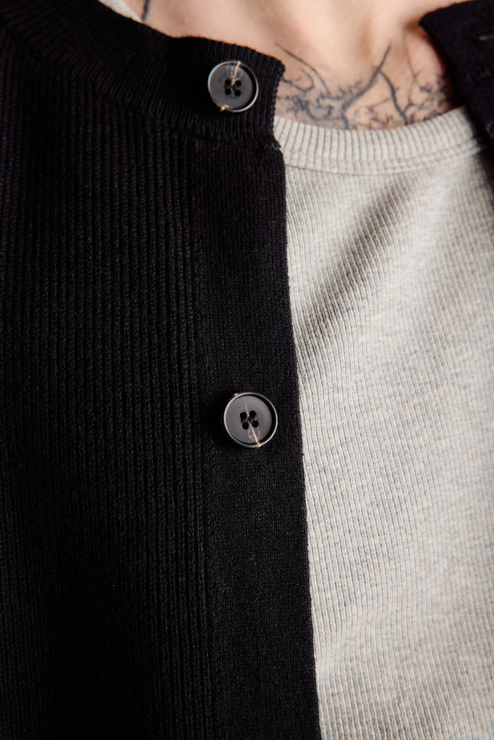 Hudson Crew Neck Cardigan | Black - Image 5