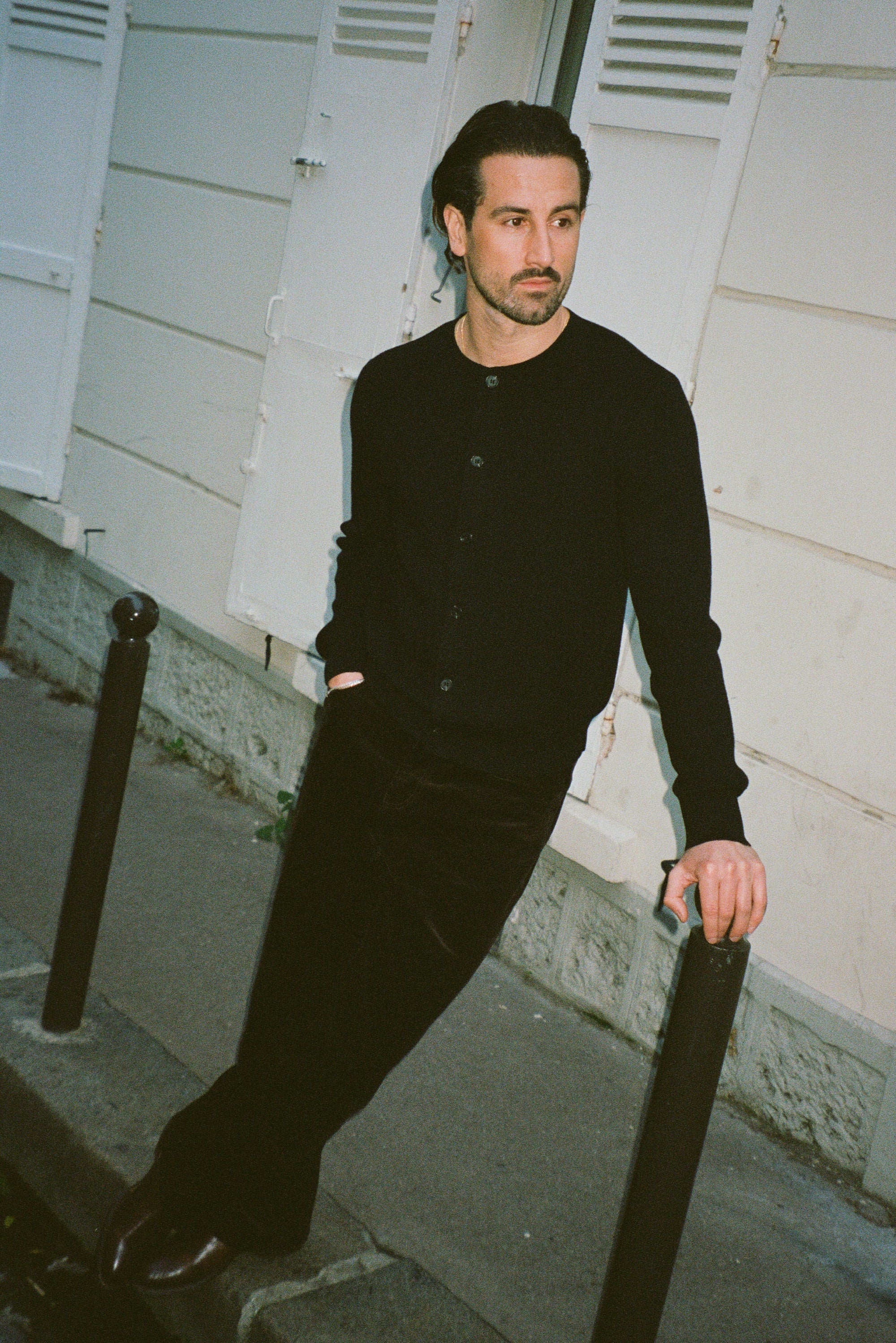 Hudson Crew Neck Cardigan | Black - Image 7